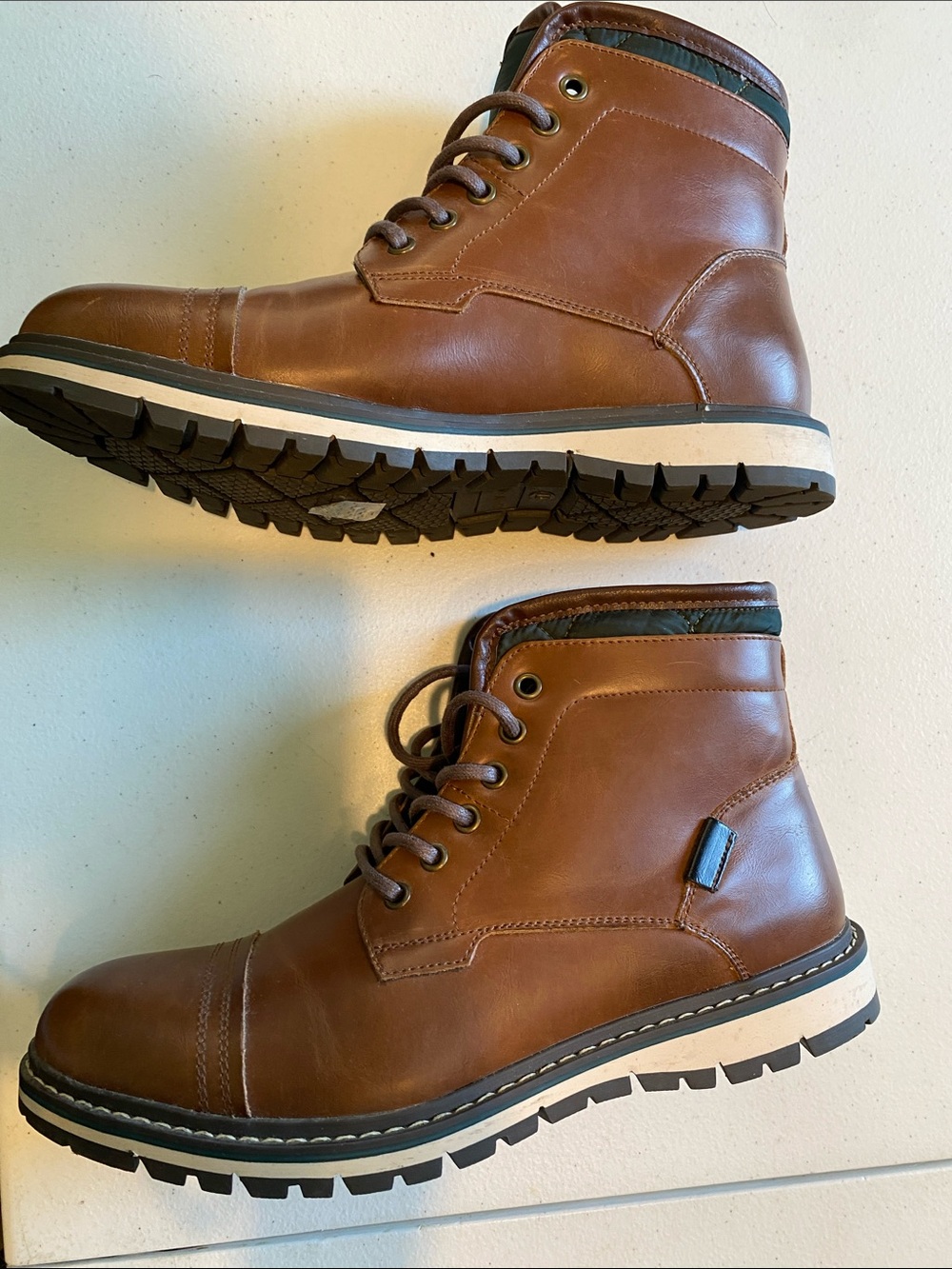 Denver Hayes Tan Leather Chukka Boots w/Faux Fur NWOT